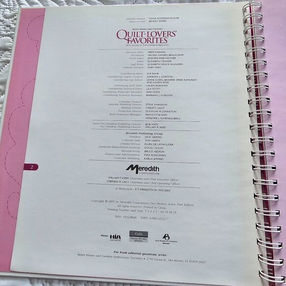 Better Homes & Gardens Quilt-Lovers Favorites Volume 5, Hardcover Spiral Bound - Picture 4 of 13